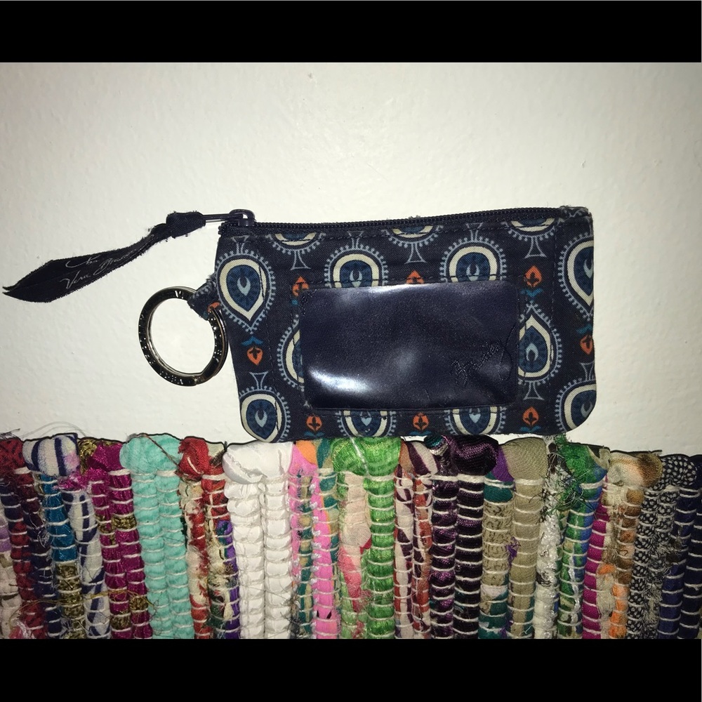 VERA BRADLEY ID holder! Used in great condition